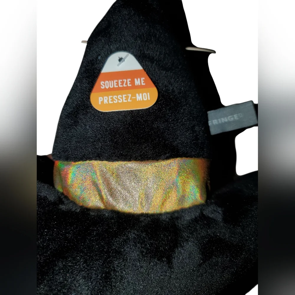 Studio Spooky Creatures Witch Hat For Cats & Dogs with Squeaker NWT